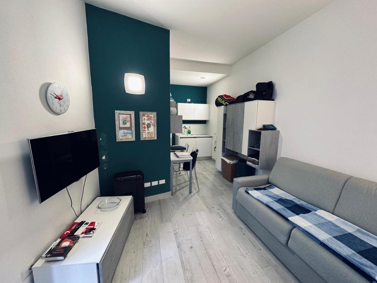 Monolocale In Pieno Centro Apartment Милано Екстериор снимка