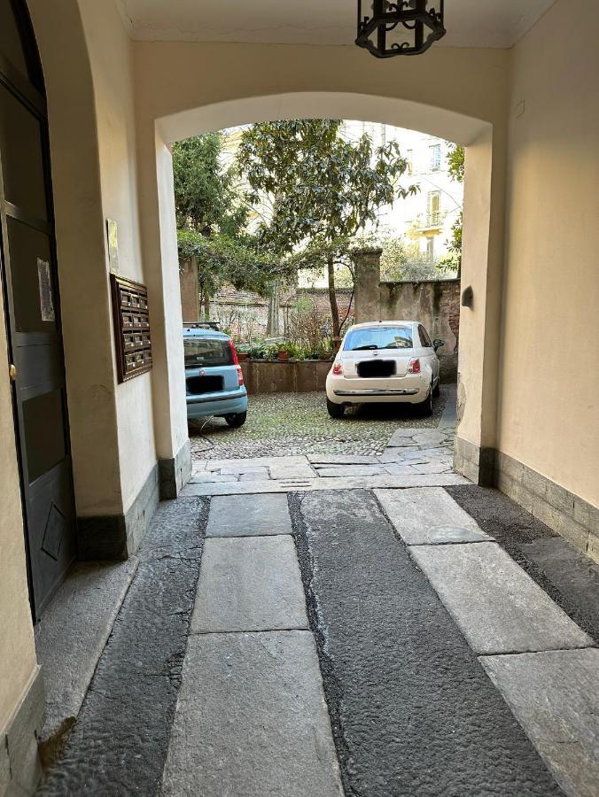 Monolocale In Pieno Centro Apartment Милано Екстериор снимка